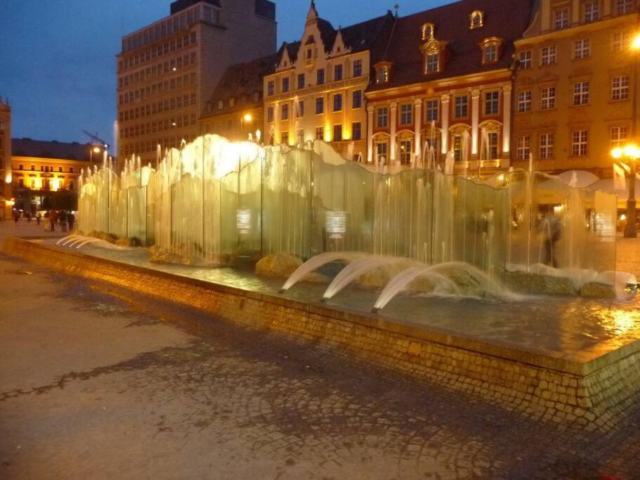 Rynek Pod Fredra Apartman Wrocław Kültér fotó